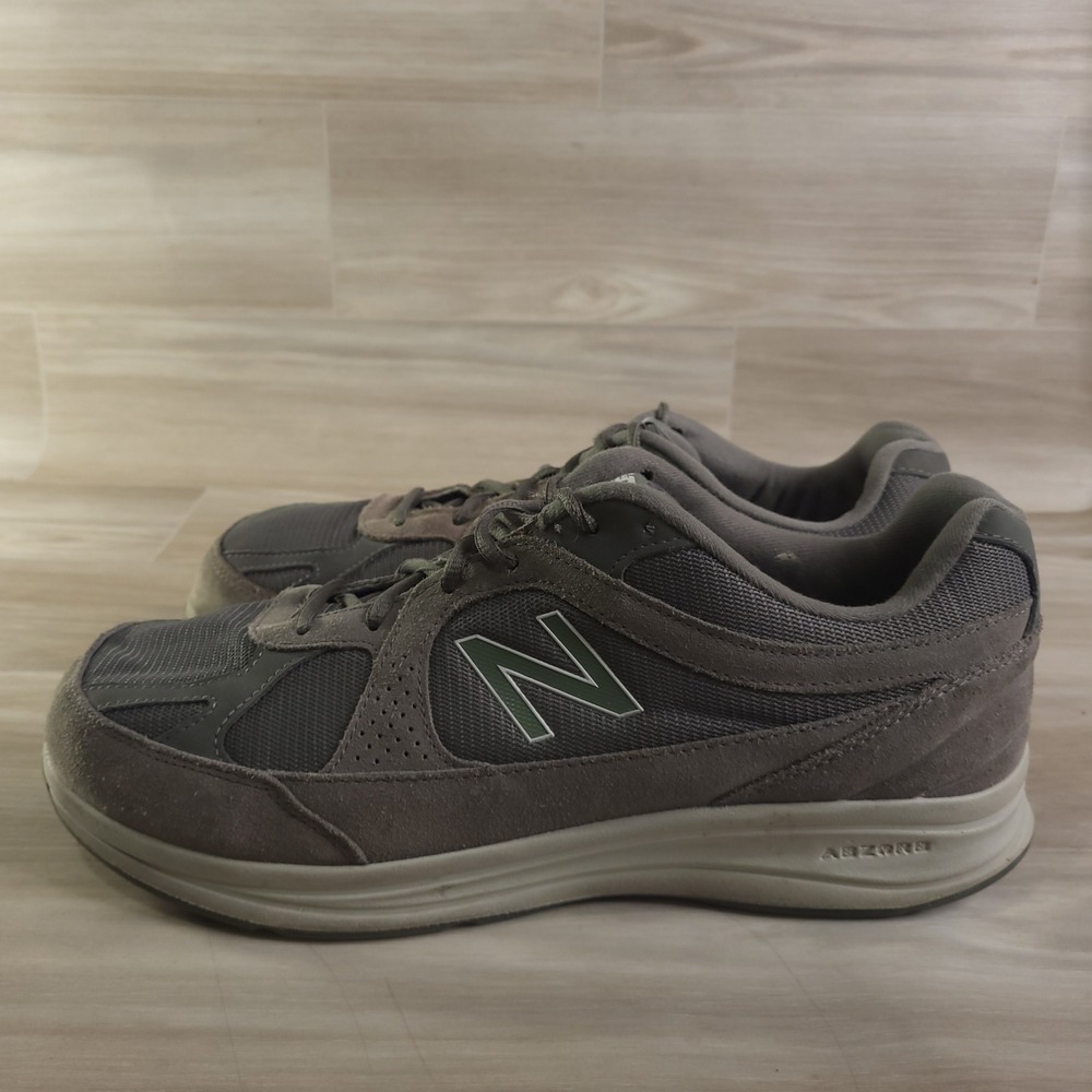 New Balance 877 Walking Shoe Mens 11.5 4E Grey MW877GT Suede Mesh Sneakers